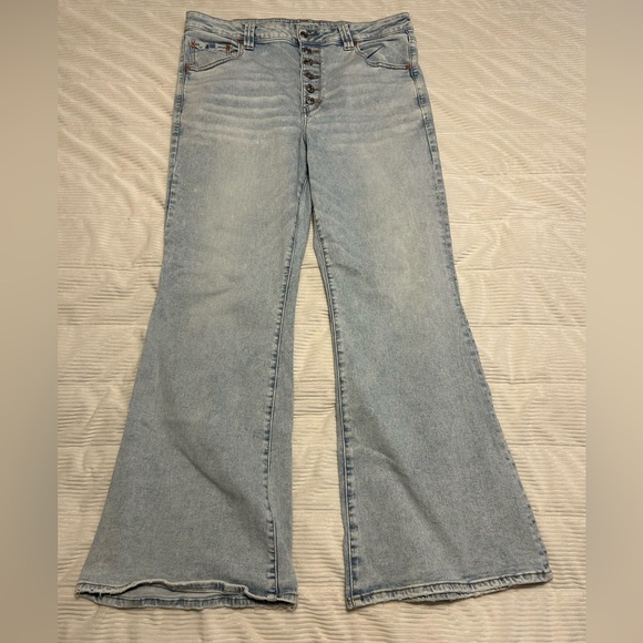 Size 18 AMERICAN EAGLE Jeans - Picture 1 of 3